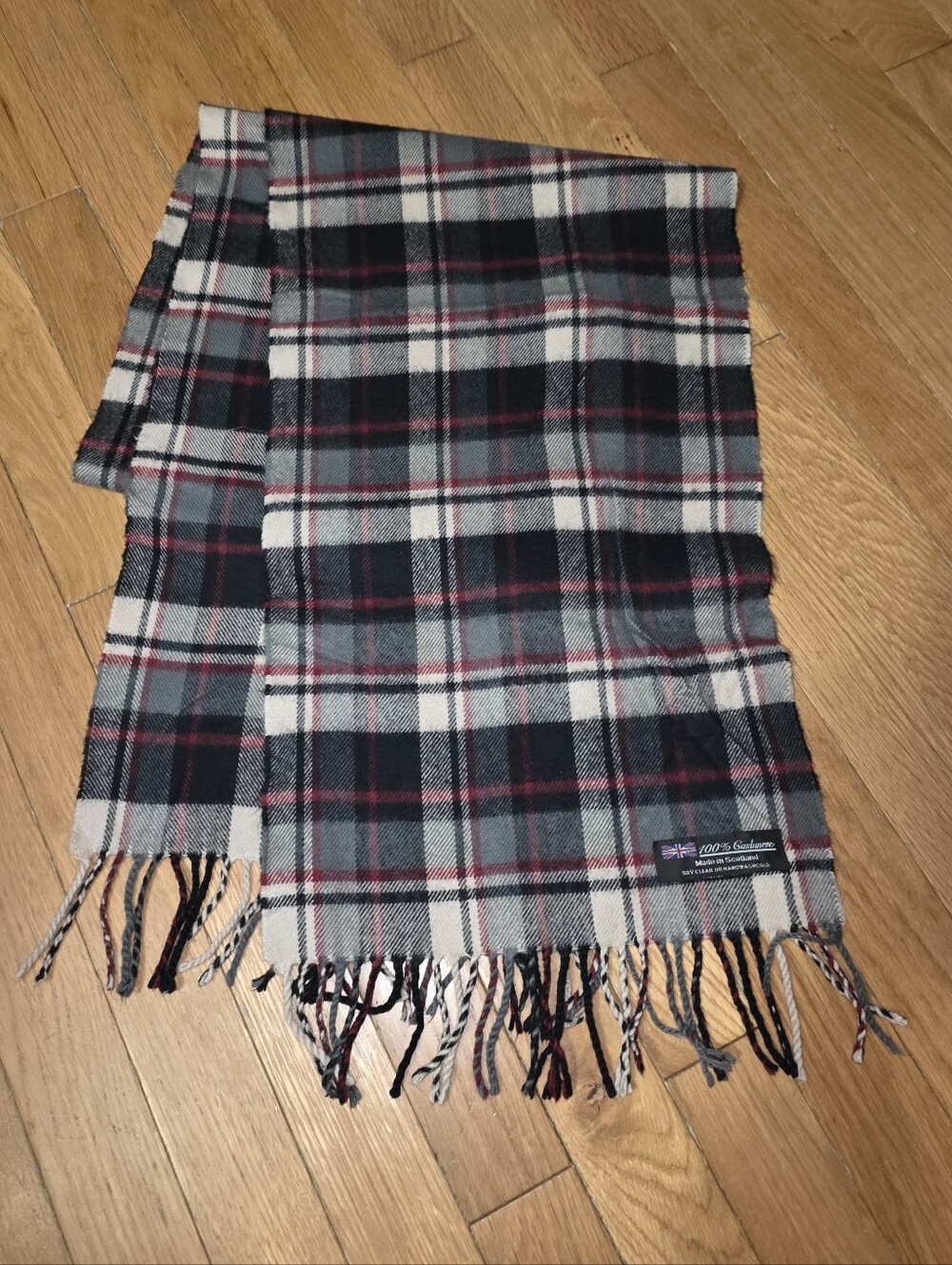 100% CASHMERE LONG SCARF TARTAN MADE IN SCOTLAND IMMACULATE